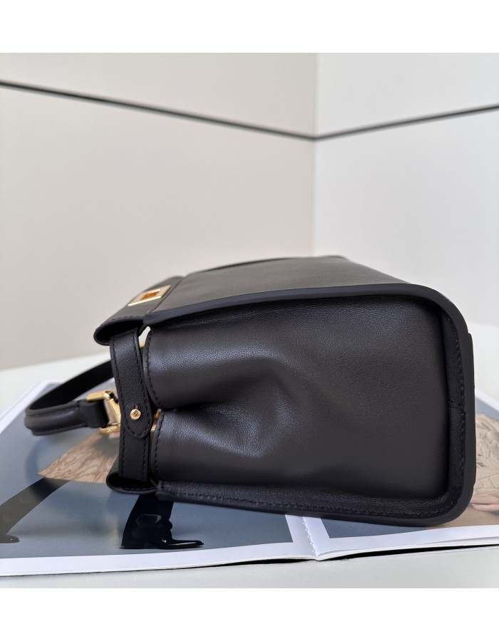 Peekaboo Mini FENDI
