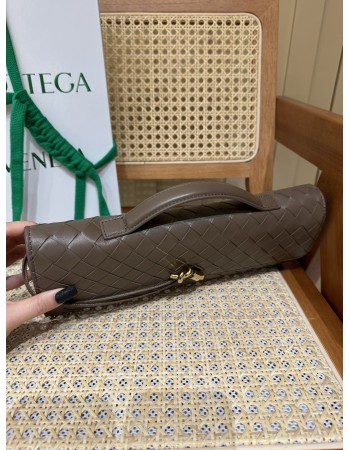 Andiamo Clutch BOTTEGA VENETA