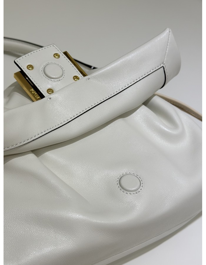 Baguette Soft Medium FENDI