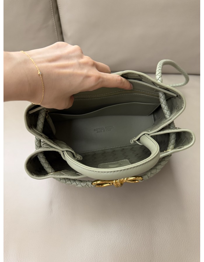 Andiamo piccola BOTTEGA VENETA