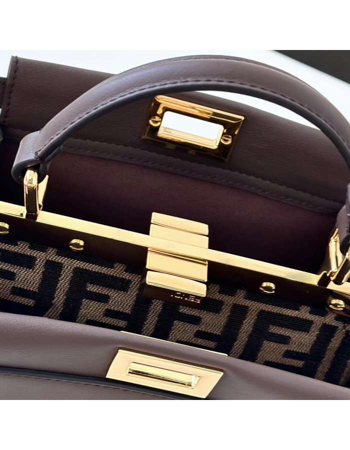 Peekaboo Mini FENDI