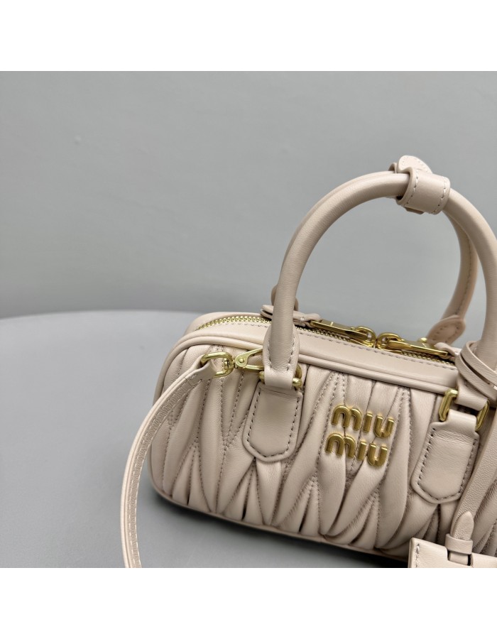 Mini borsa Arcadie in nappa matelassé MIUMIU
