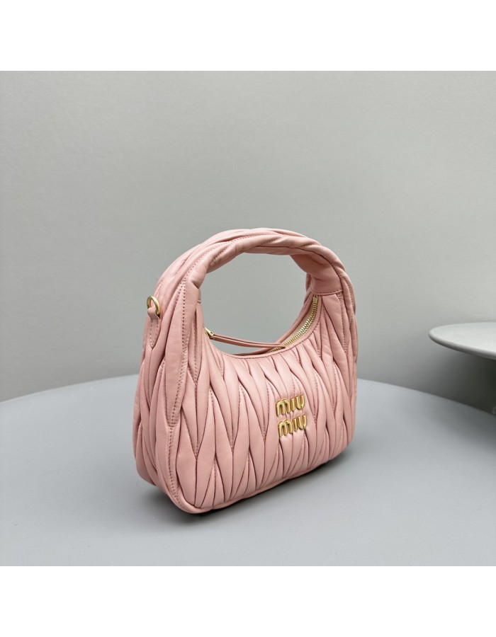 Borsa Wander in nappa matelassé MIUMIU
