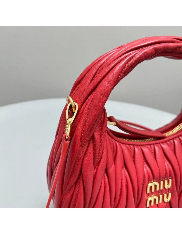 Borsa Wander in nappa matelassé MIUMIU