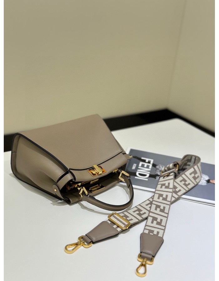 Peekaboo Mini FENDI