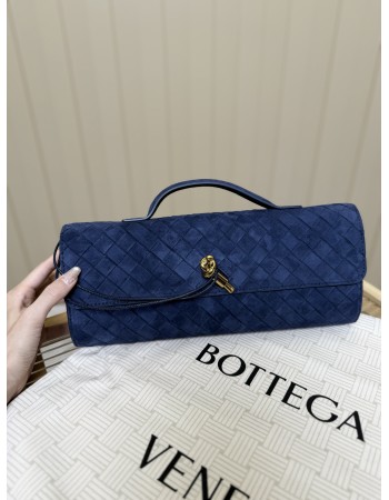 Andiamo Clutch BOTTEGA VENETA