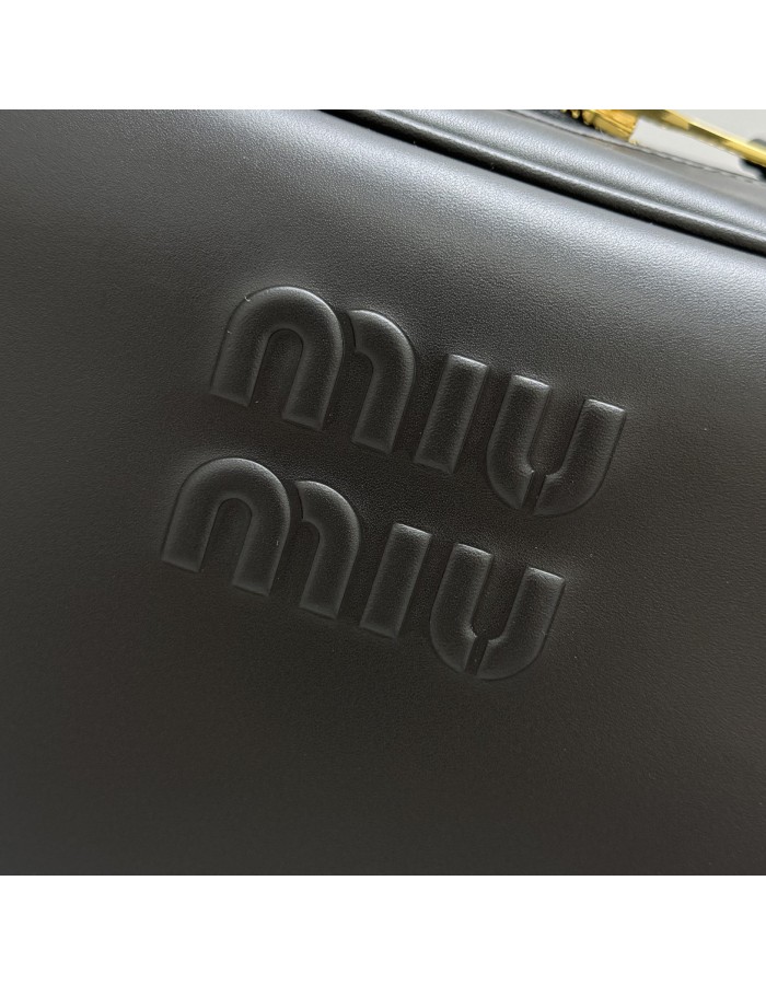 Borsa Beau in pelle MIUMIU