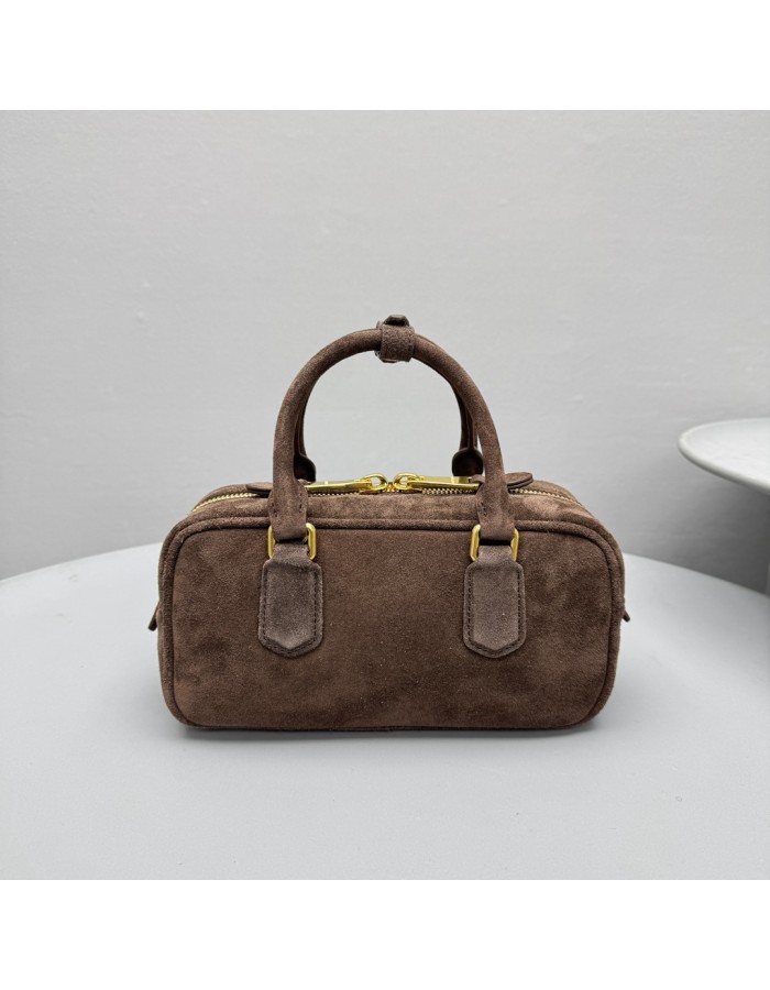 Borsa Arcadie in pelle scamosciata con imbottitura MIUMIU