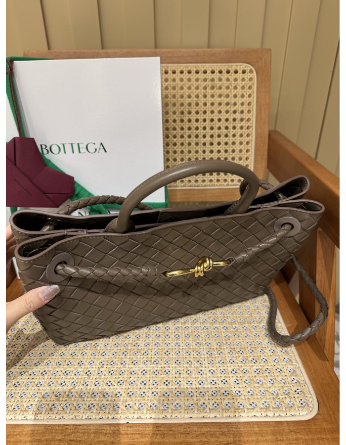 Andiamo East-West BOTTEGA VENETA