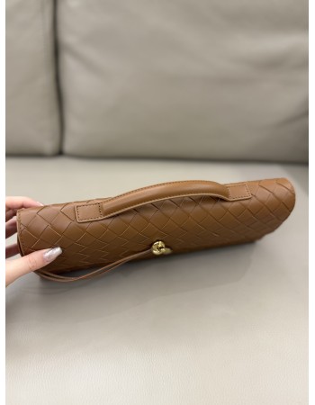 Andiamo Clutch BOTTEGA VENETA