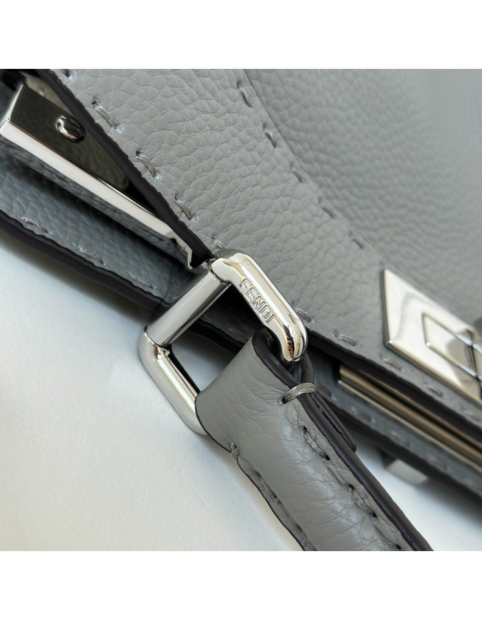 PEEKABOO MEDIUM FENDI