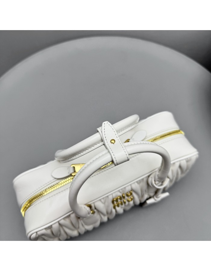 Borsa Arcadie in nappa matelassé MIUMIU