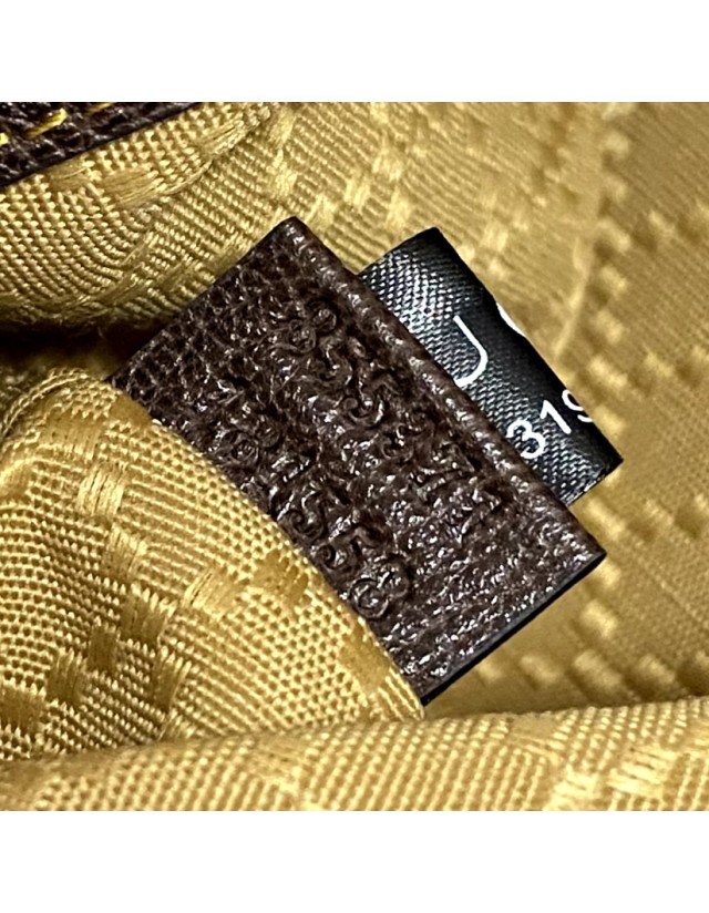 Borsa a spalla GG Marmont matelassé GUCCI