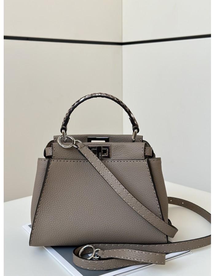 Peekaboo Mini FENDI