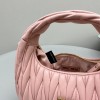 Borsa Wander in nappa matelassé MIUMIU