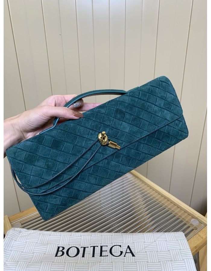 Andiamo Clutch BOTTEGA VENETA