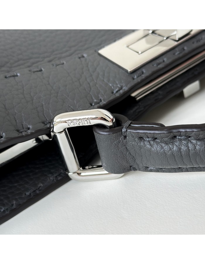 PEEKABOO MEDIUM FENDI