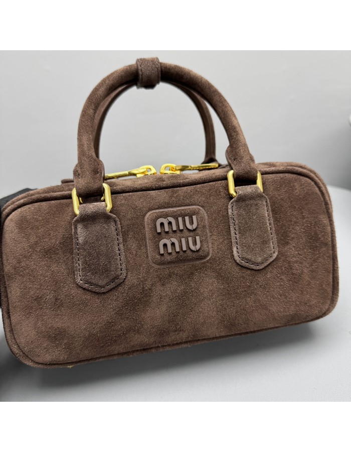 Borsa Arcadie in pelle scamosciata con imbottitura MIUMIU