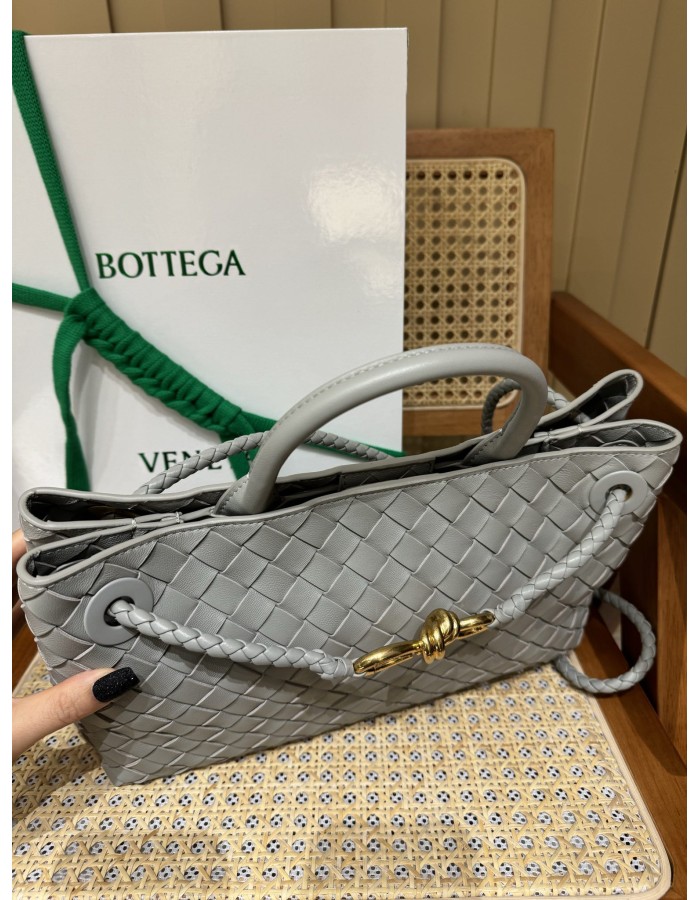 Andiamo East-West BOTTEGA VENETA