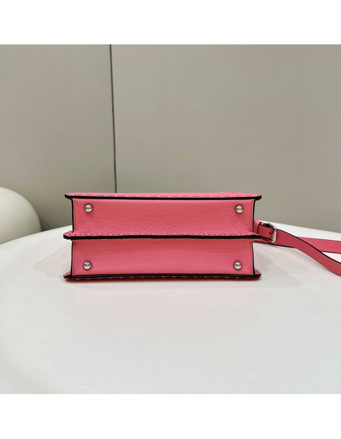 Peekaboo ISeeU Small FENDI