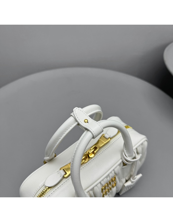 Borsa Arcadie in nappa matelassé MIUMIU