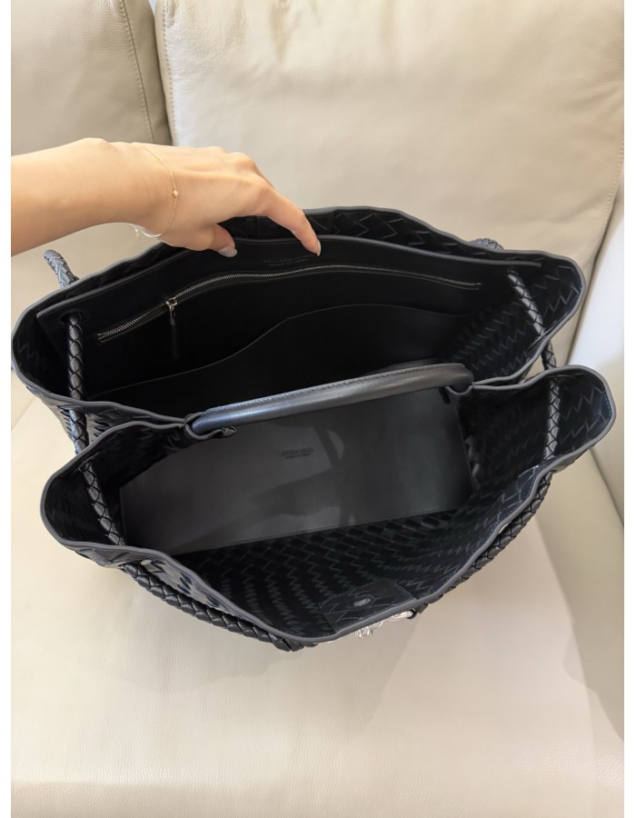 Andiamo grande BOTTEGA VENETA