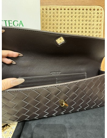 Andiamo Clutch BOTTEGA VENETA
