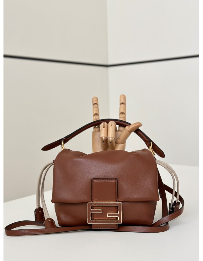 Mamma Baguette Small FENDI