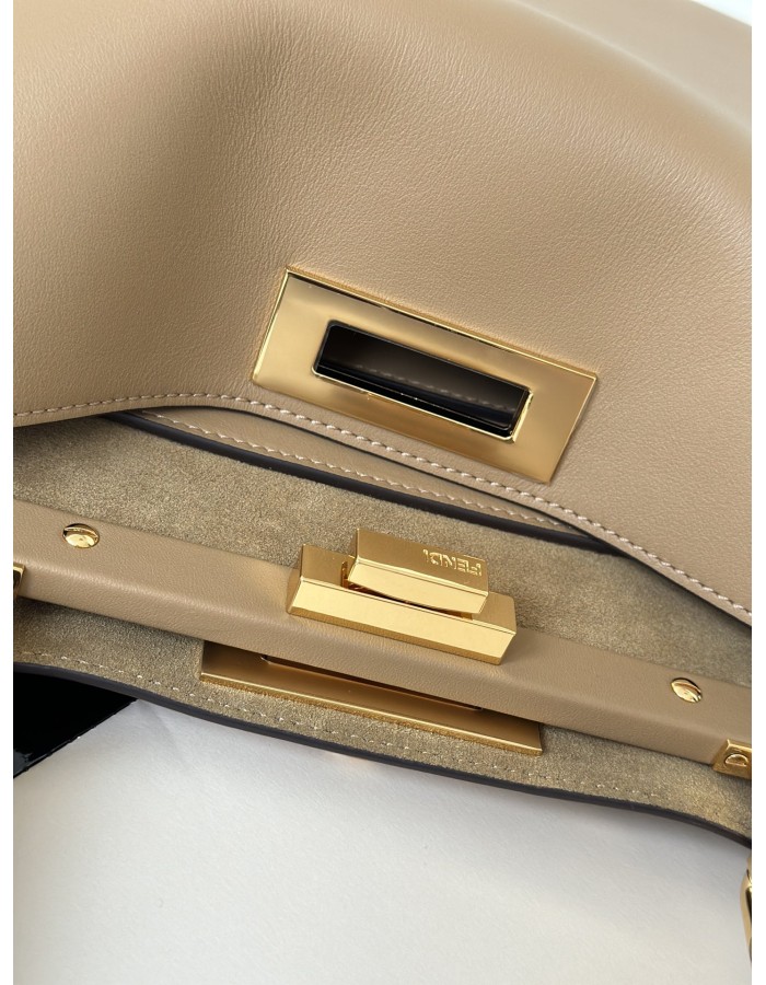 PEEKABOO SOFT MEDIUM FENDI