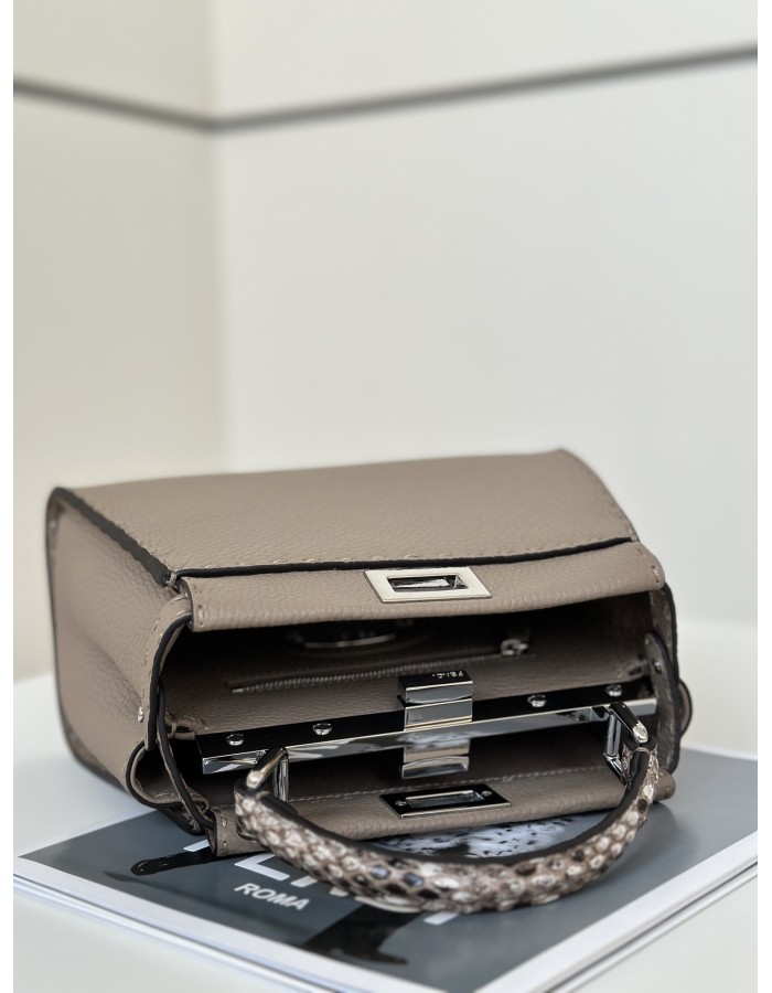 Peekaboo Mini FENDI