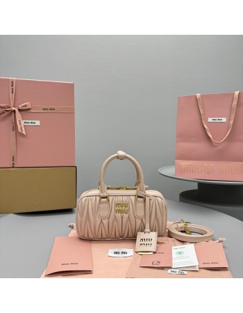 Mini borsa Arcadie in nappa matelassé MIUMIU