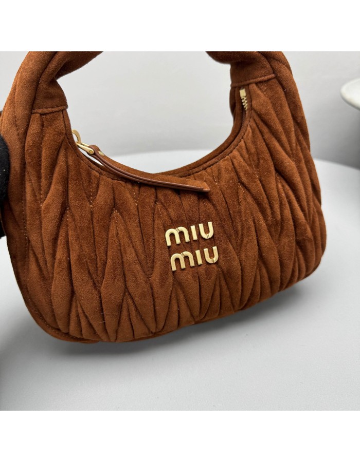 Borsa Wander in pelle scamosciata MIUMIU