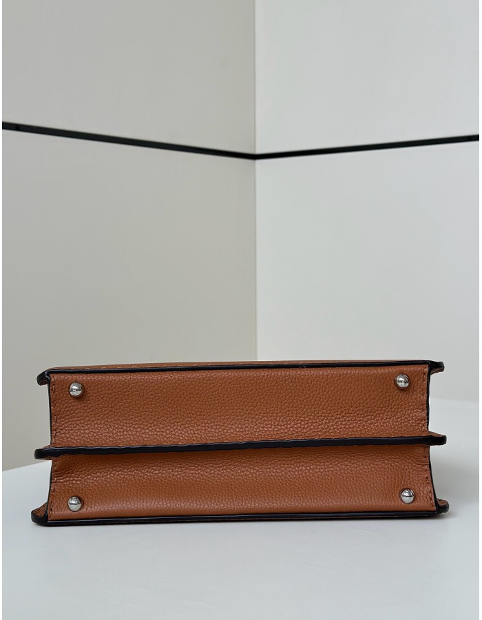 PEEKABOO MEDIUM FENDI