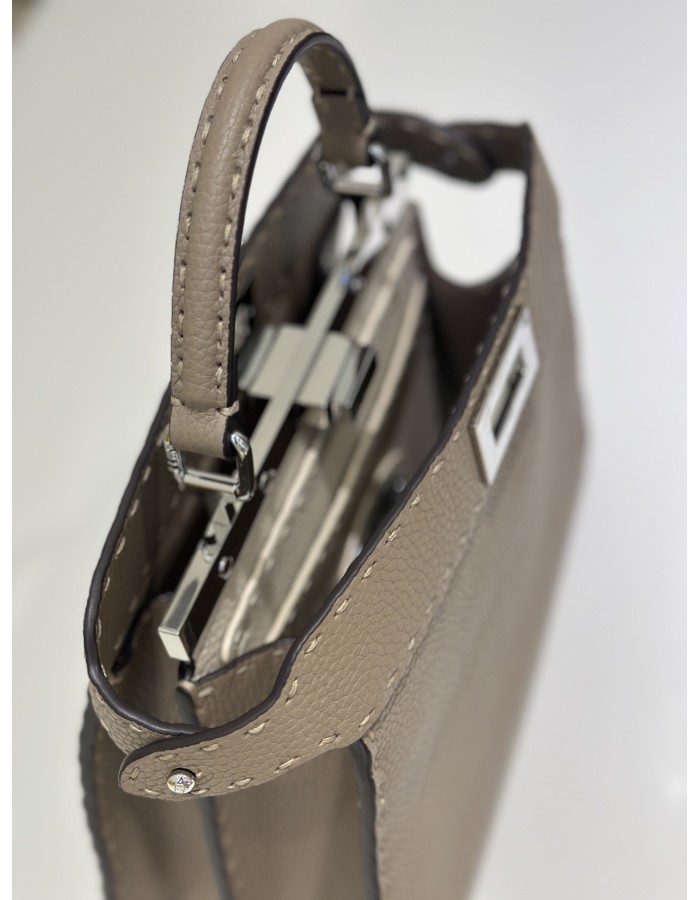 Peekaboo ISeeU Small FENDI