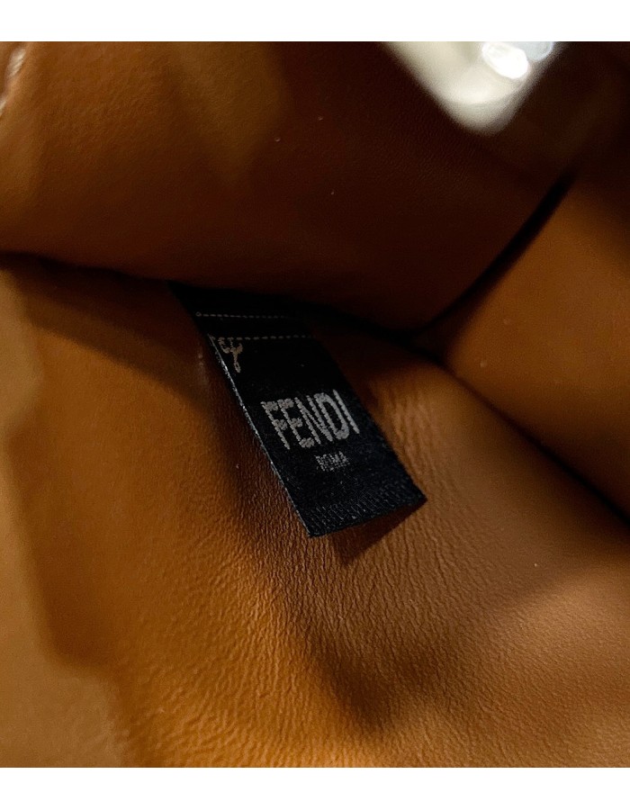 Peekaboo ISeeU Petite FENDI