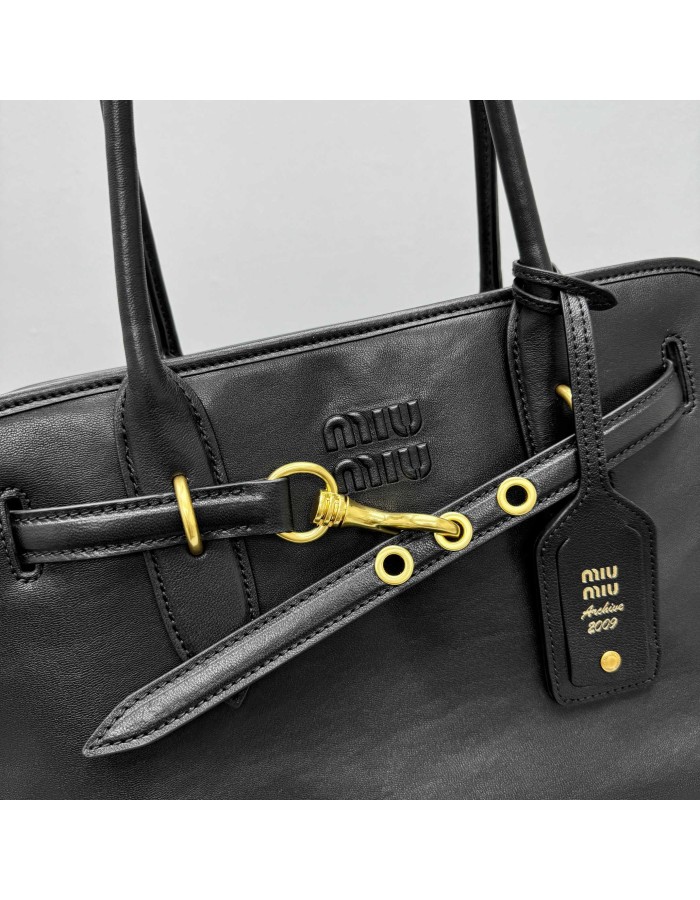 Borsa Aventure in nappa MIUMIU