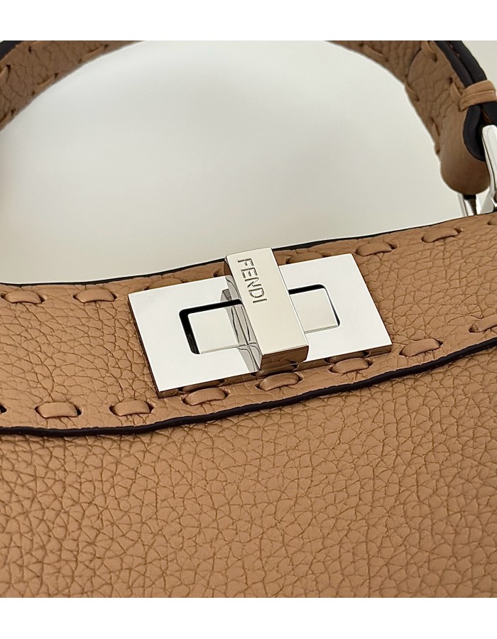 Peekaboo ISeeU Small FENDI