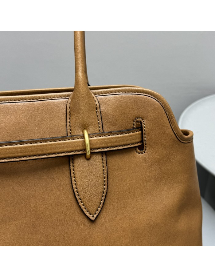 Borsa Aventure in nappa MIUMIU
