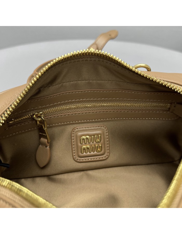 Borsa Arcadie in nappa matelassé MIUMIU
