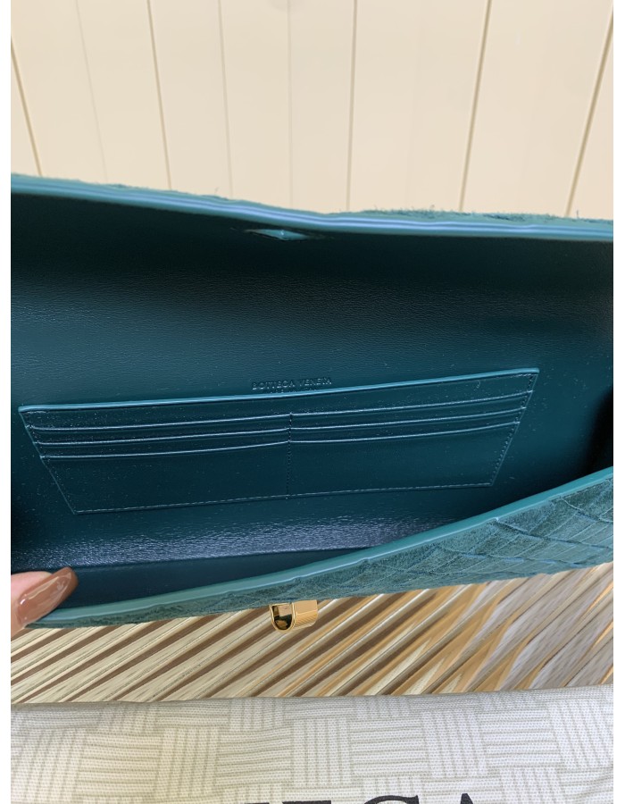Andiamo Clutch BOTTEGA VENETA