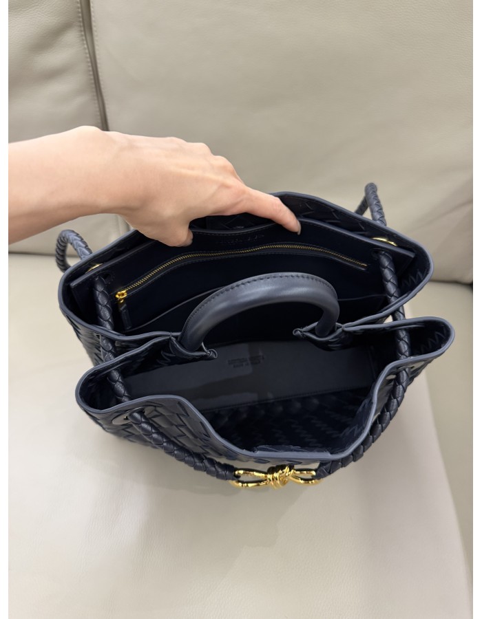 Andiamo BOTTEGA VENETA