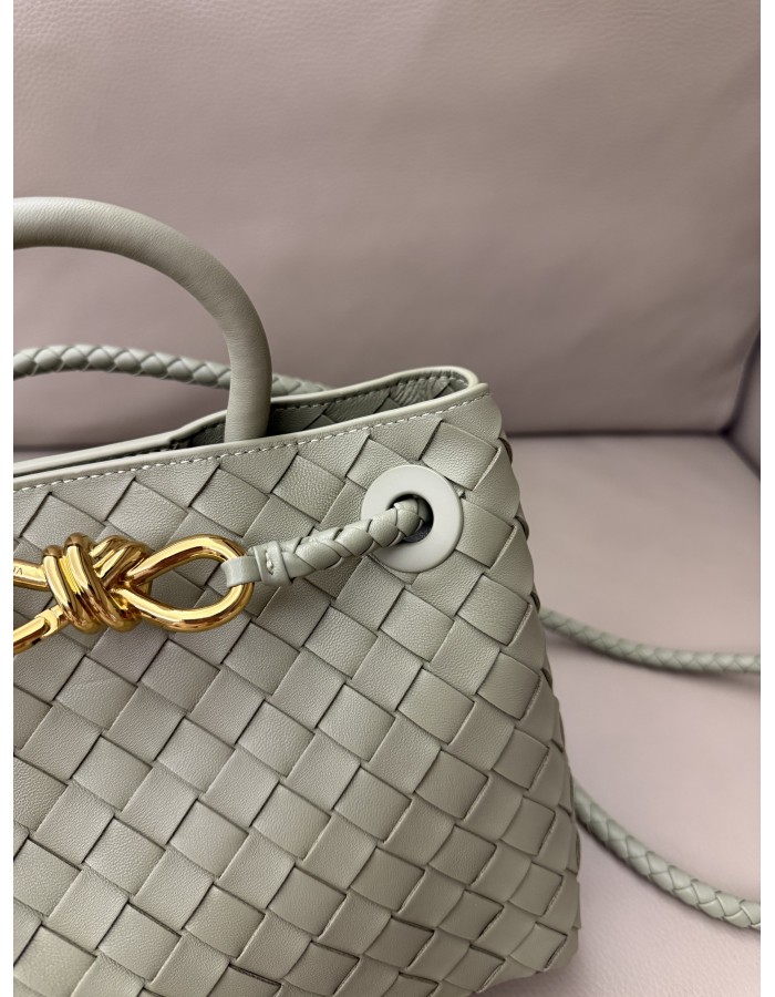 Andiamo piccola BOTTEGA VENETA