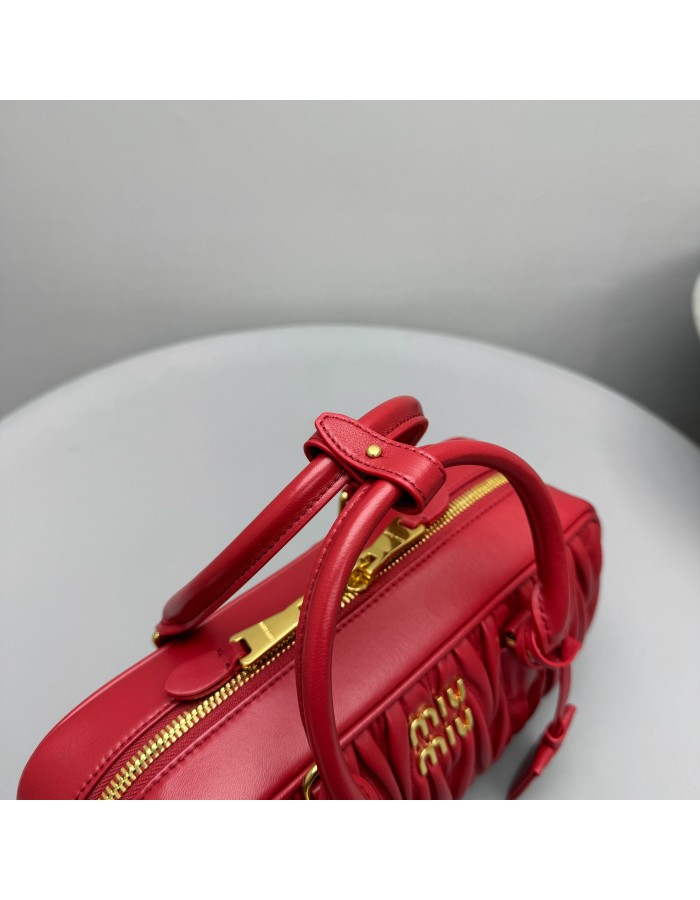 Borsa Arcadie in nappa matelassé MIUMIU