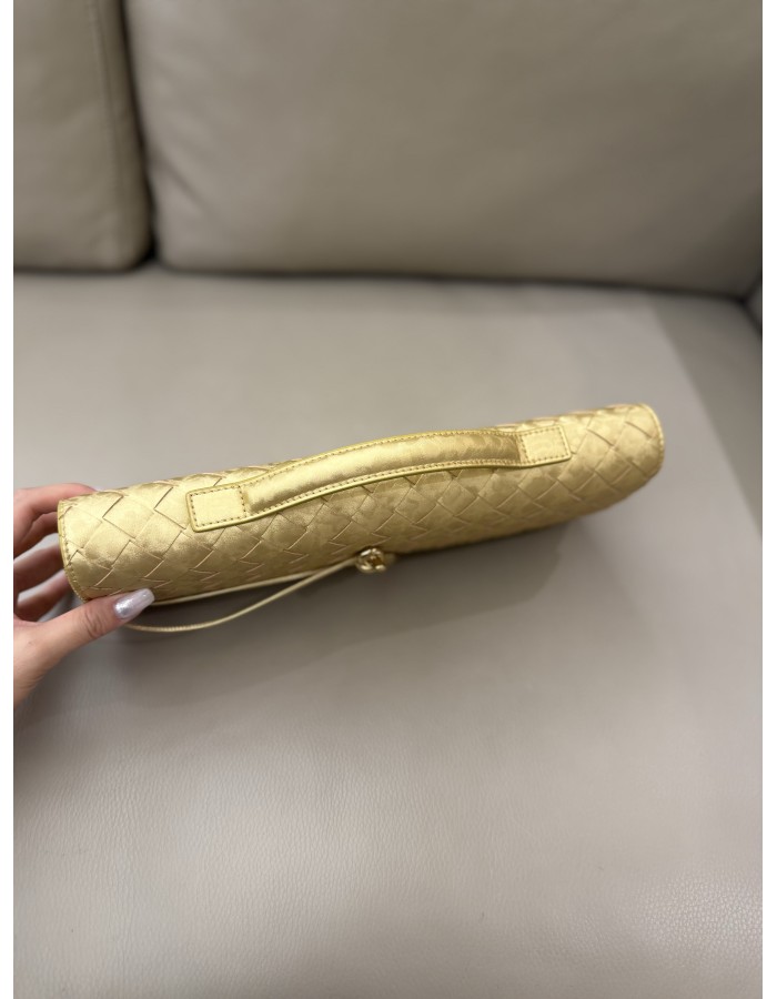 Andiamo Clutch BOTTEGA VENETA