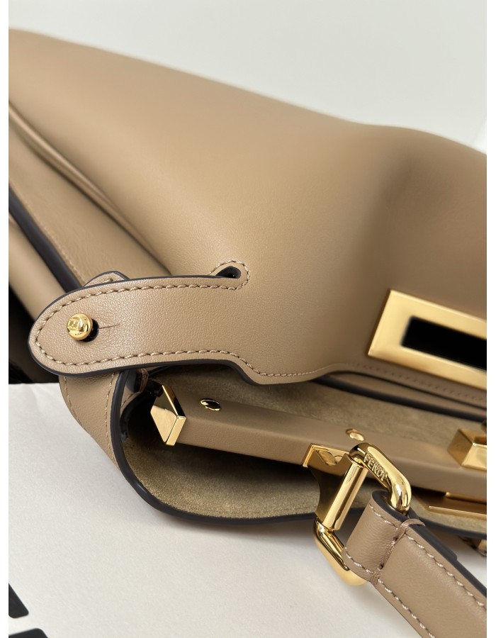 PEEKABOO SOFT MEDIUM FENDI