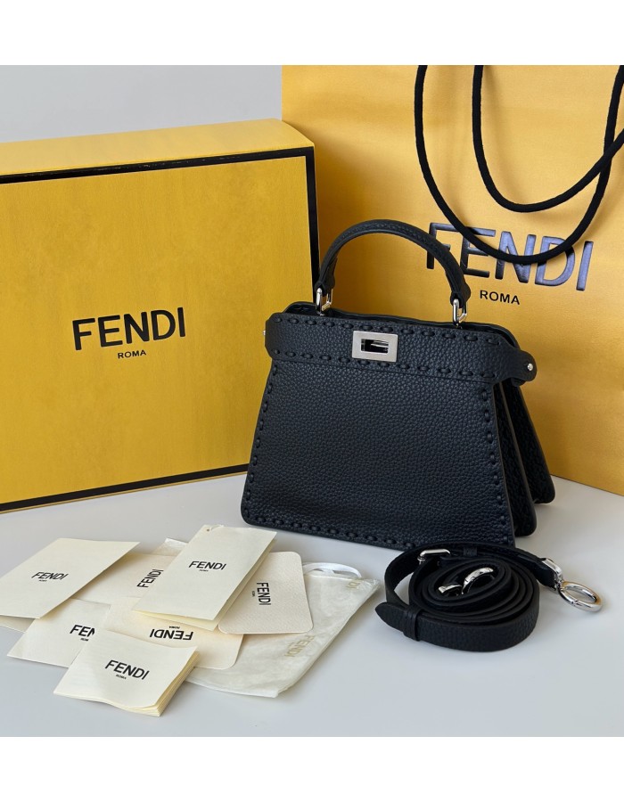 Peekaboo ISeeU Petite FENDI