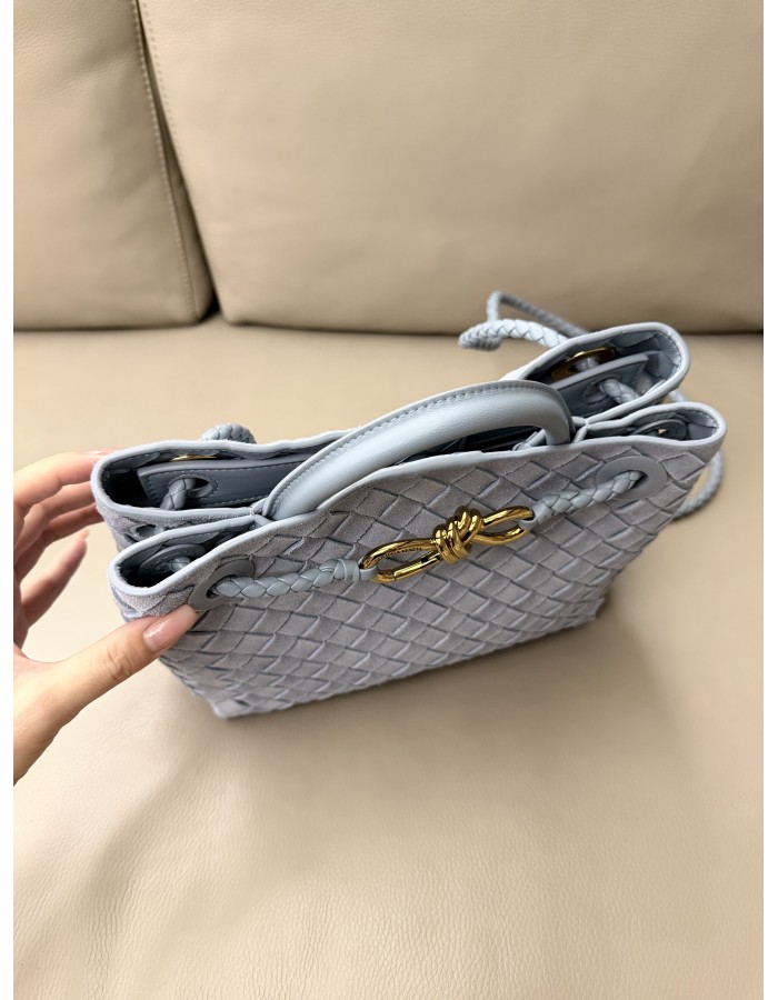 Andiamo piccola BOTTEGA VENETA