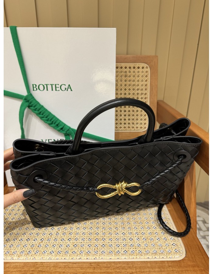 Andiamo East-West BOTTEGA VENETA