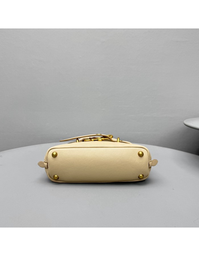 Mini borsa Aventure in nappa MIUMIU