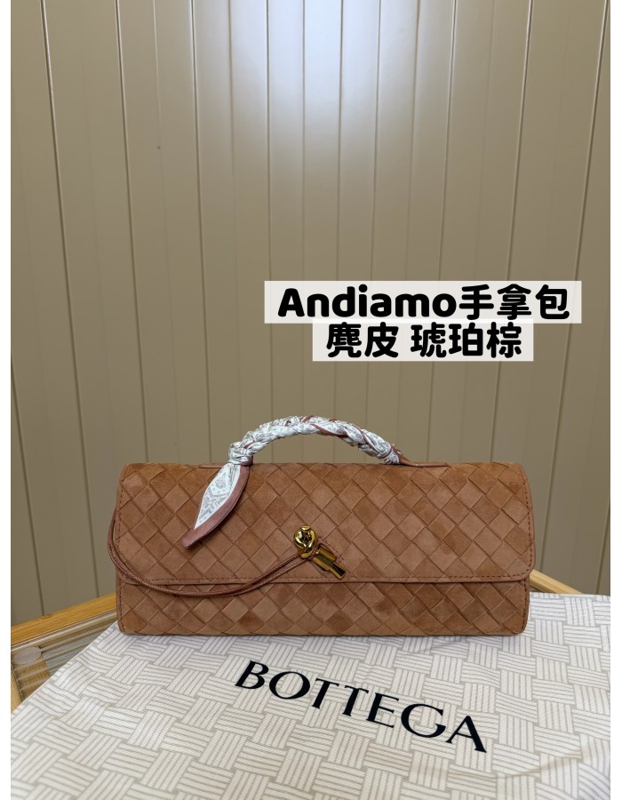 Andiamo Clutch BOTTEGA VENETA